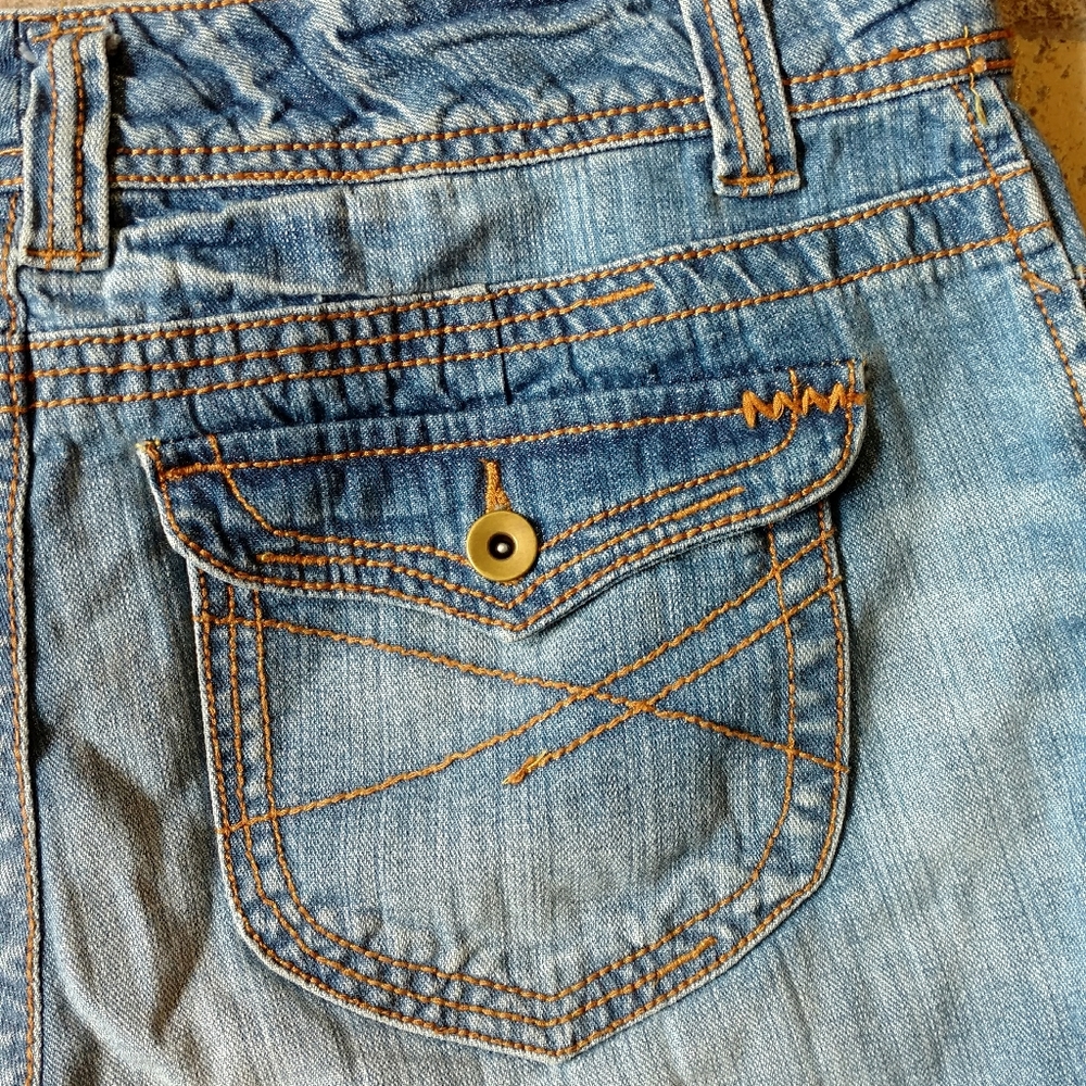 Distressed denim Bermuda shorts size 10 BNWT - Picture 6 of 7